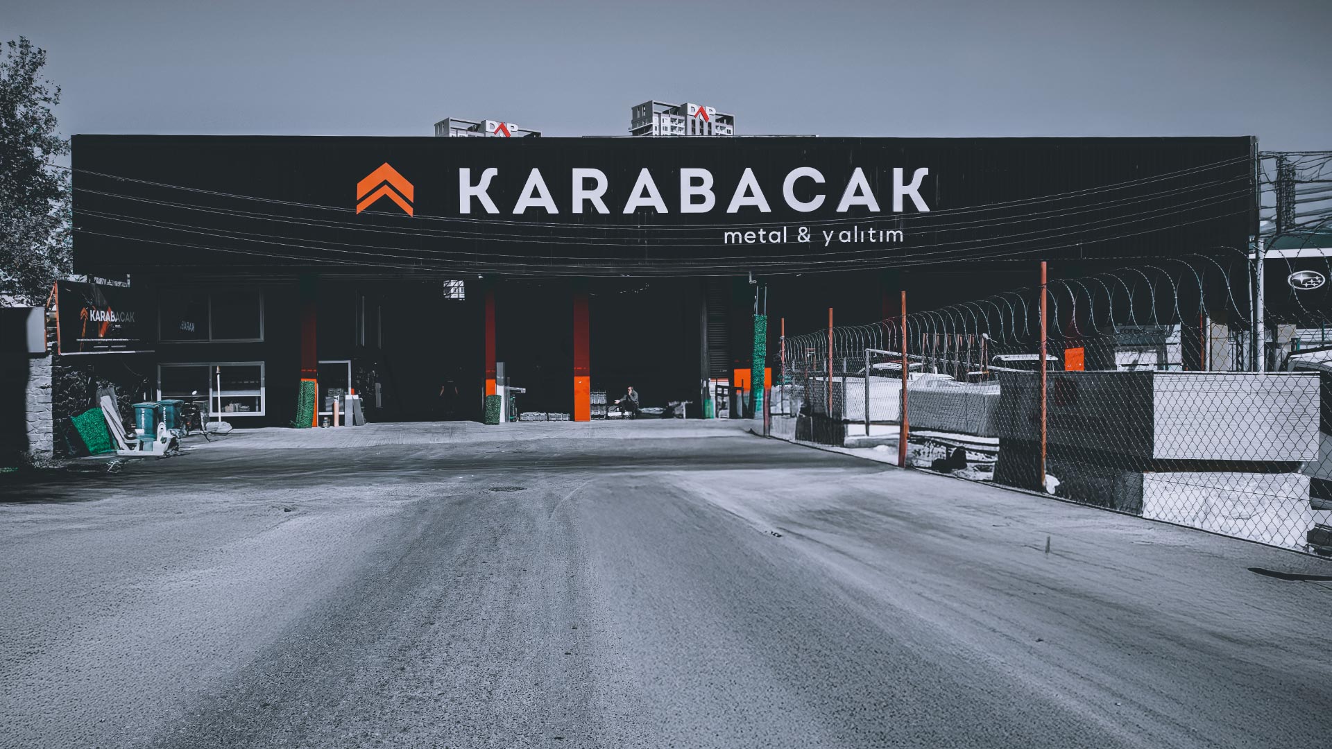 Karabacak Metal ve Yalıtım - Profil Grupları & Trapez Sac | Sandviç Panel ve OSB Ürünleri